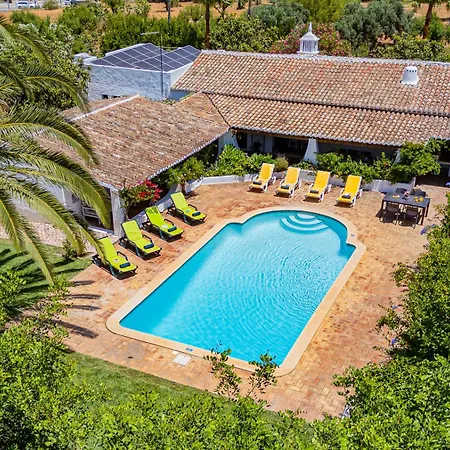 Alice - Confortável Com Piscina Em Casa de Férias Albufeira